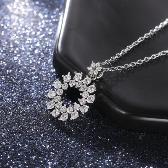 💝 Dainty Shiny Hollow Round CZ Silver Plated Dainty Necklace for Women,E… - Picture 1 of 5